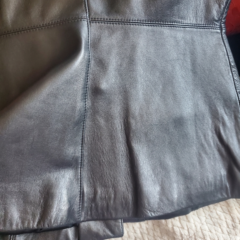 BEBE - Black Leather three button closure Soft Leather Jacket - Size Large - Picture 9 of 9